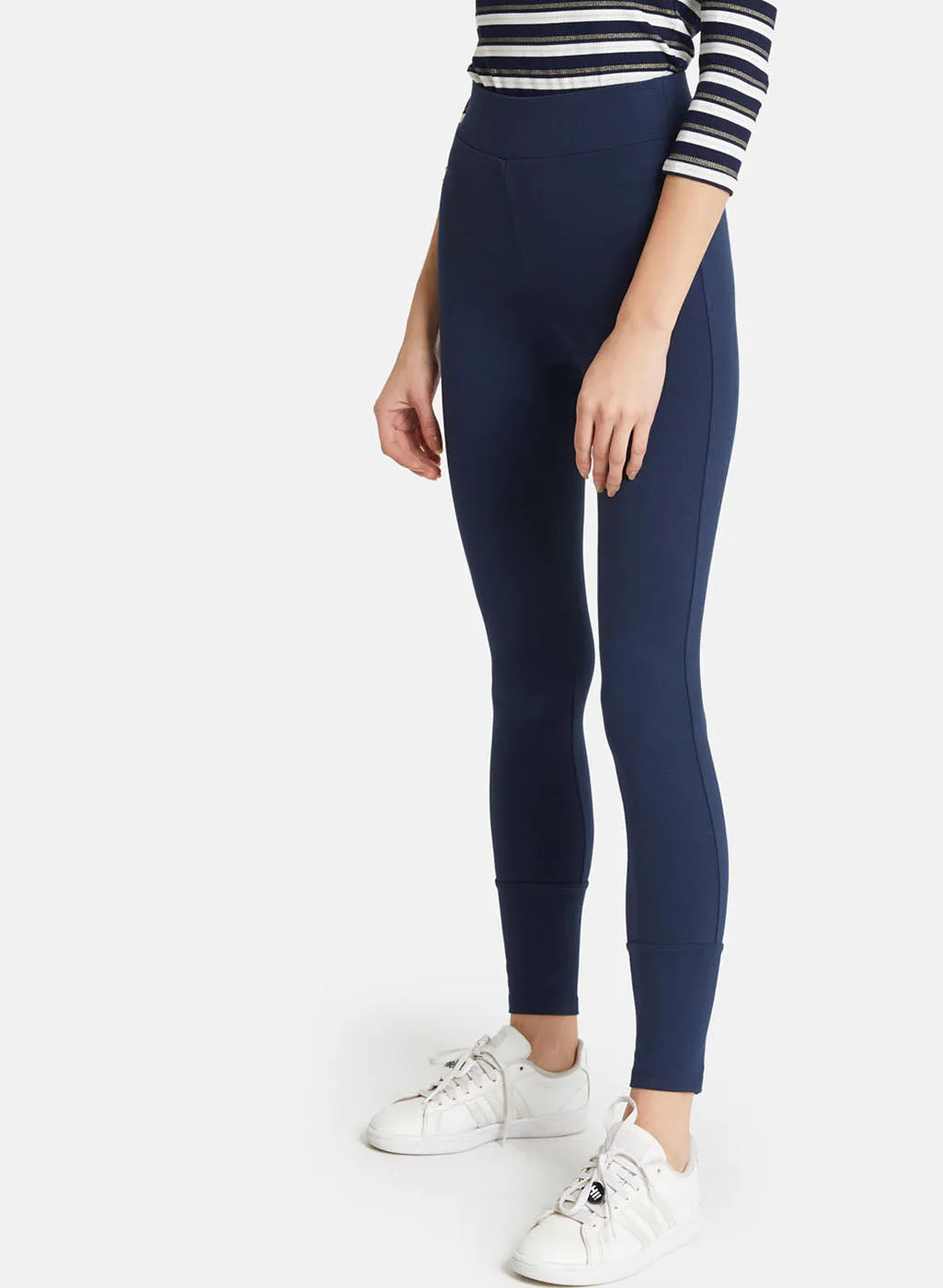 Basic Jeggings With Zip Detail On The Ankel