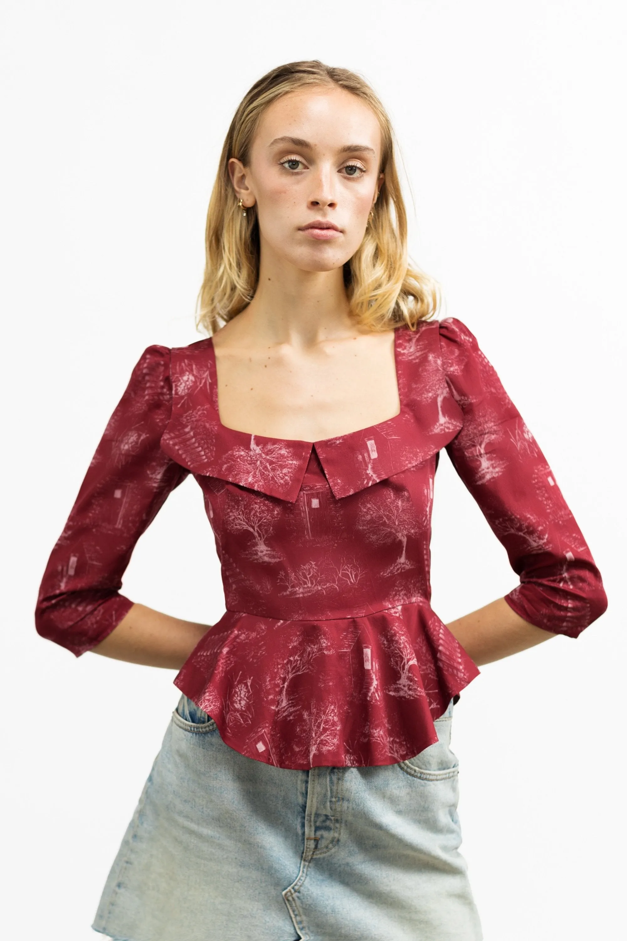 Mari Top / Ruby Red   Alabaster Cotton Toile